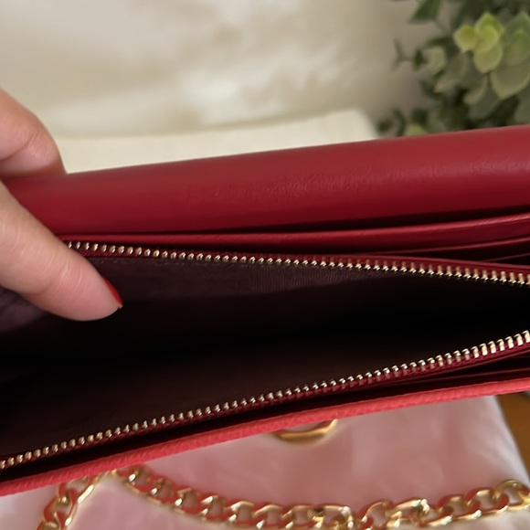 Authentic 💯 Bvlgari Pink Wallet - Picture 8 of 8